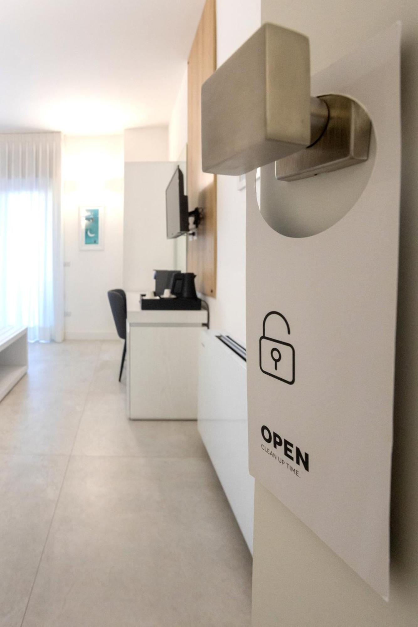 Lo Di Viale Lo Re & Caffe' Maison d'hôtes Lecce